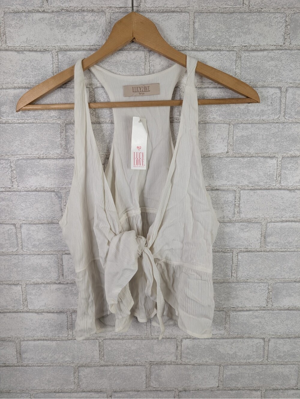Lucy Love Large White Tie Front Tank Top Blouse Crinkle Fabric L NWT